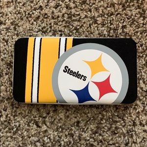 5 Card Wallet w/ zipper pocket and 2 cash pockets